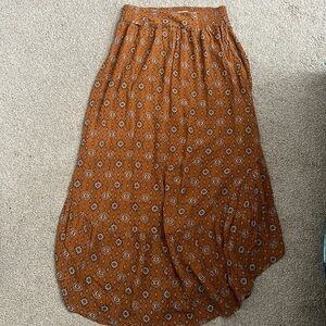Size Small Long flowy skirt